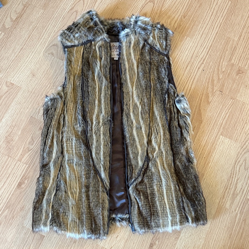Powder River outfitters collection by Panhandle fur vest